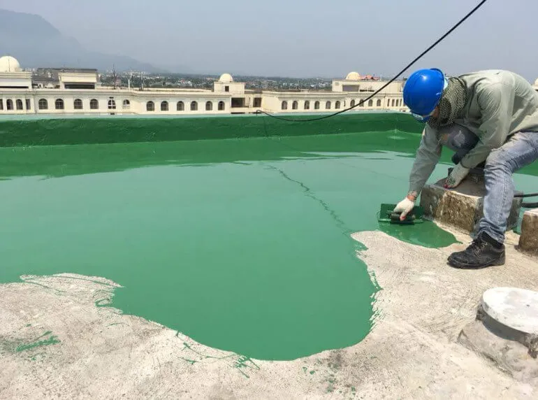 Chống thấm mái nhà phố