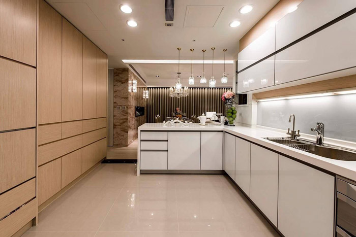 Kiểm tra tủ bếp căn hộ