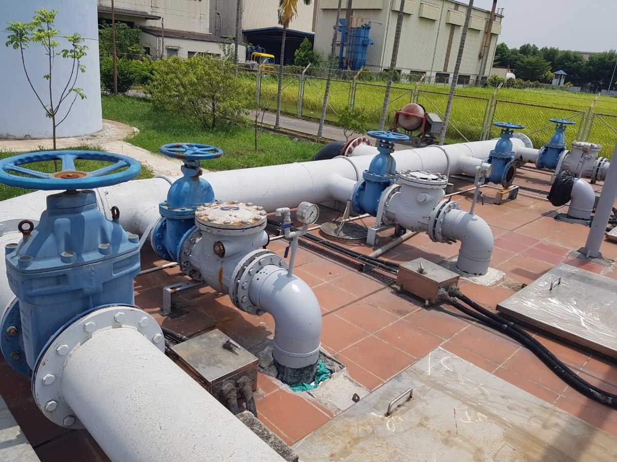 Lắp van nước nhà vườn