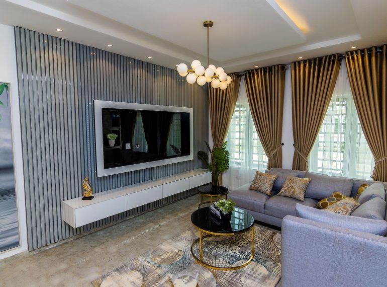 Thi công phòng khách mới từ đầu