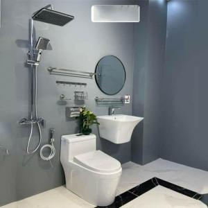 WC giá rẻ cửa hàng