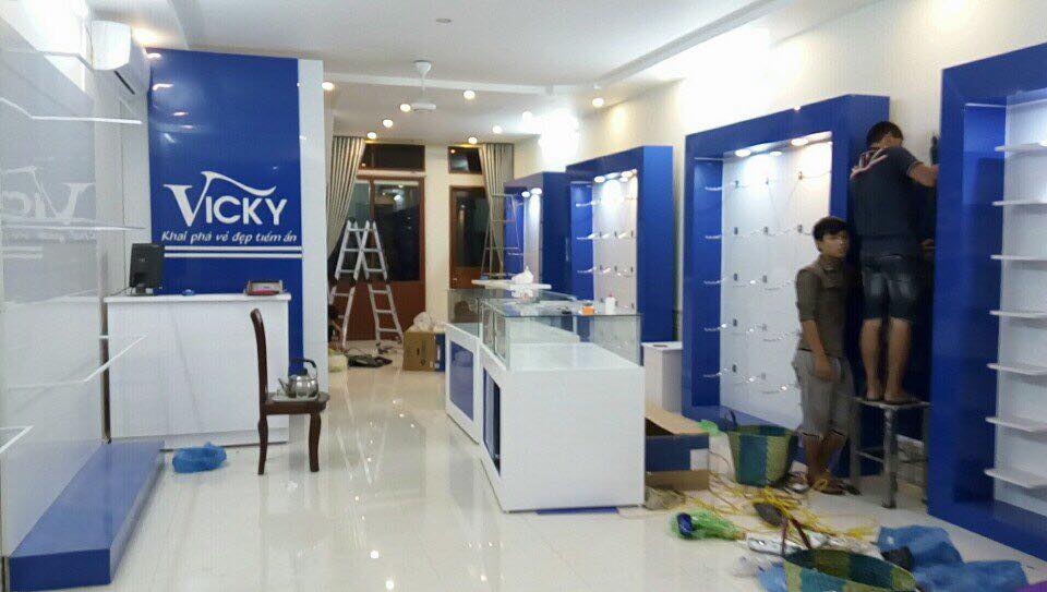 Biển treo showroom