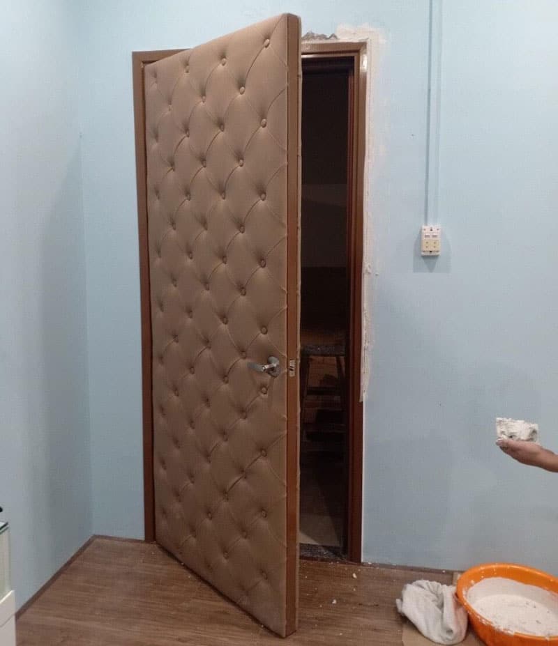 Cách âm cửa