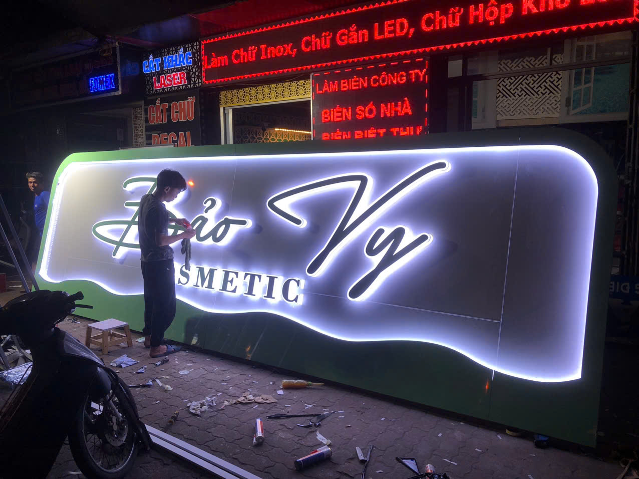 Chữ nổi led