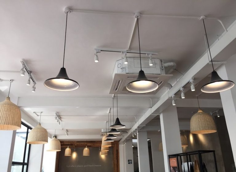 Đi điện nổi nhà ở