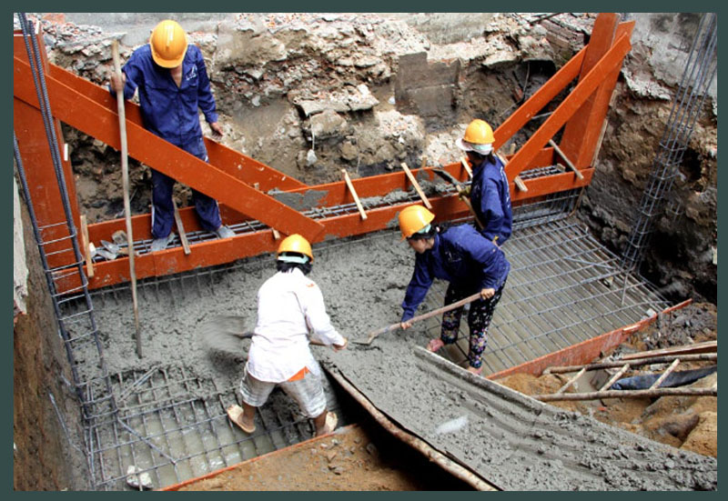 Kiểm tra nền móng biển đứng