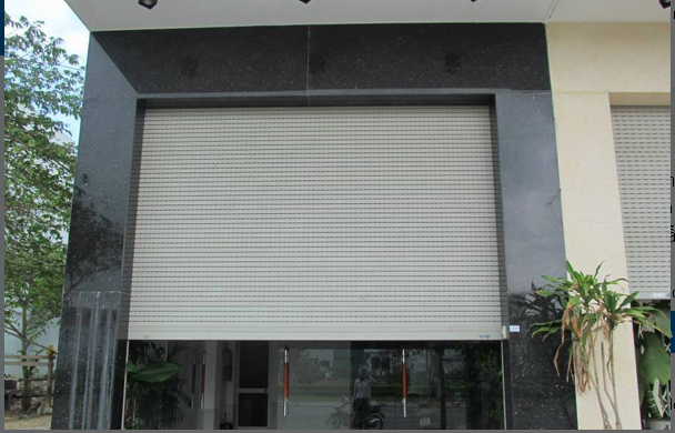 Lắp cửa cuốn tự động