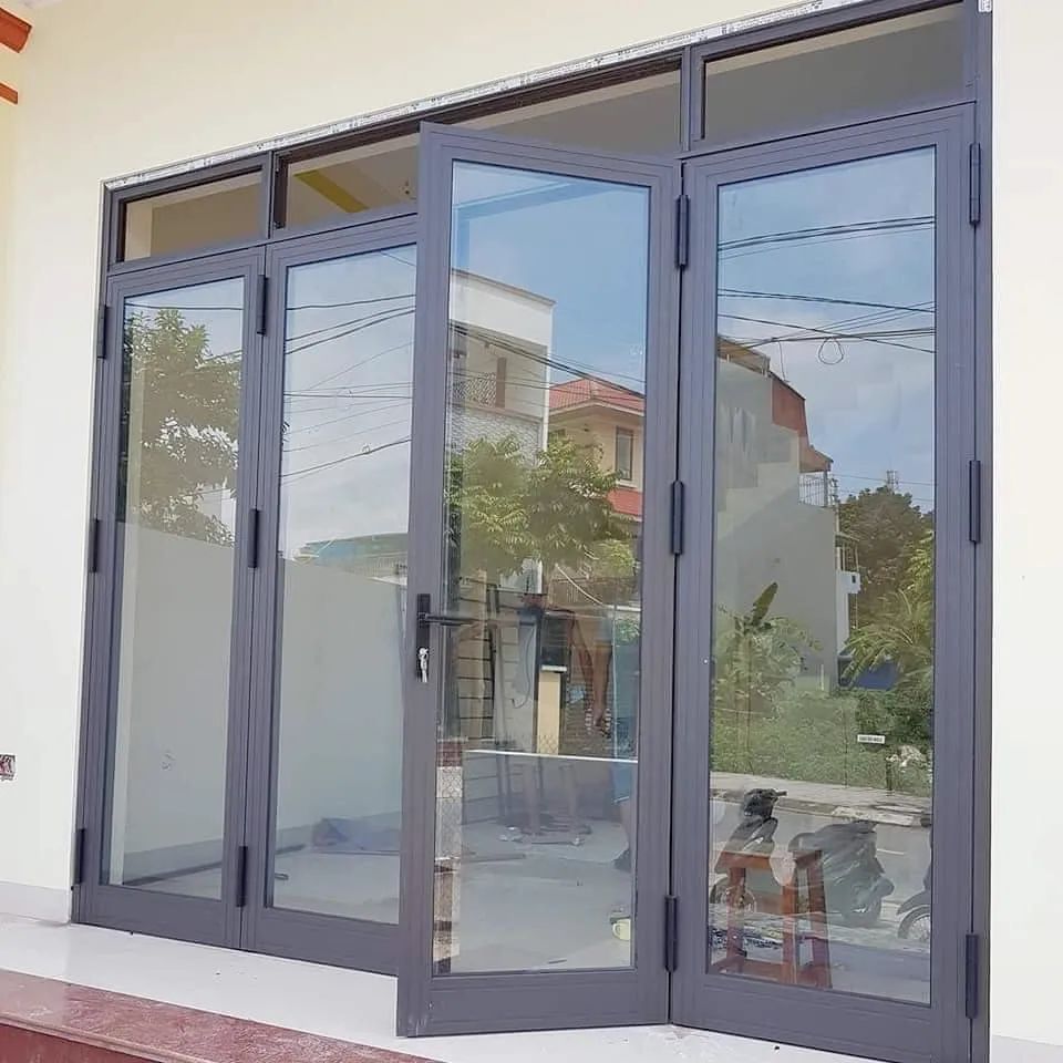 Lắp cửa nhôm hệ