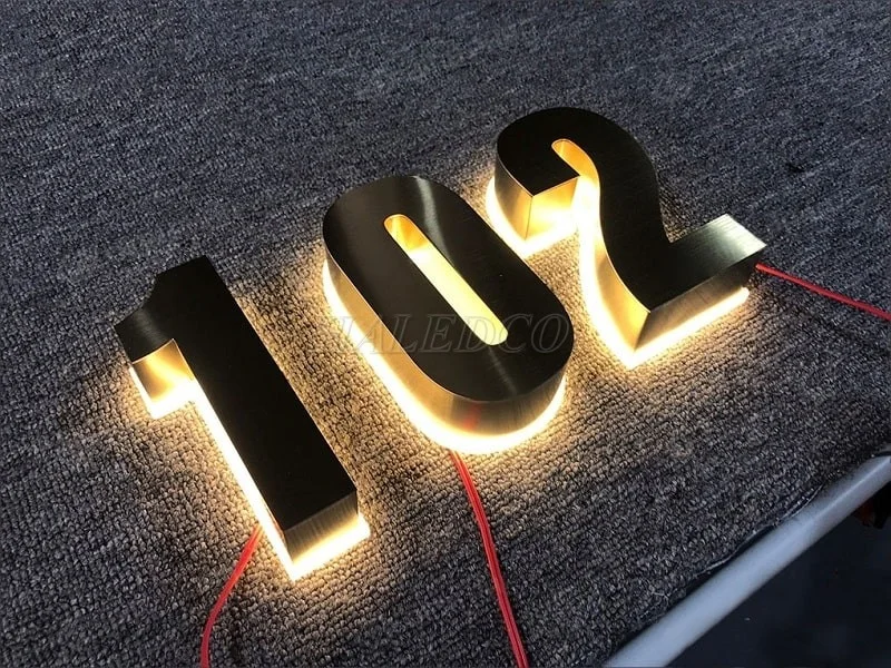 Lắp led chữ nổi