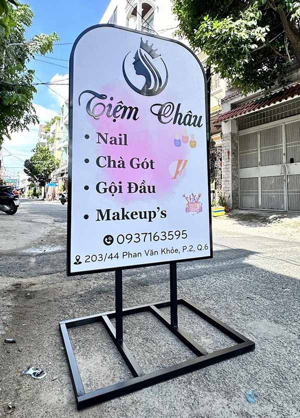 Lập phương án thi công biển đứng