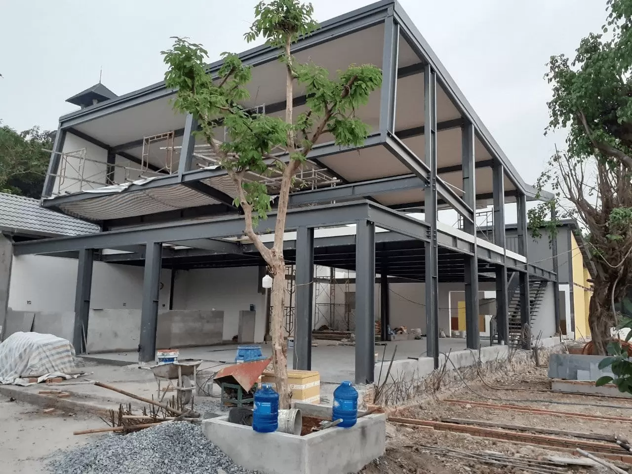 Lập phương án thi công mặt tiền