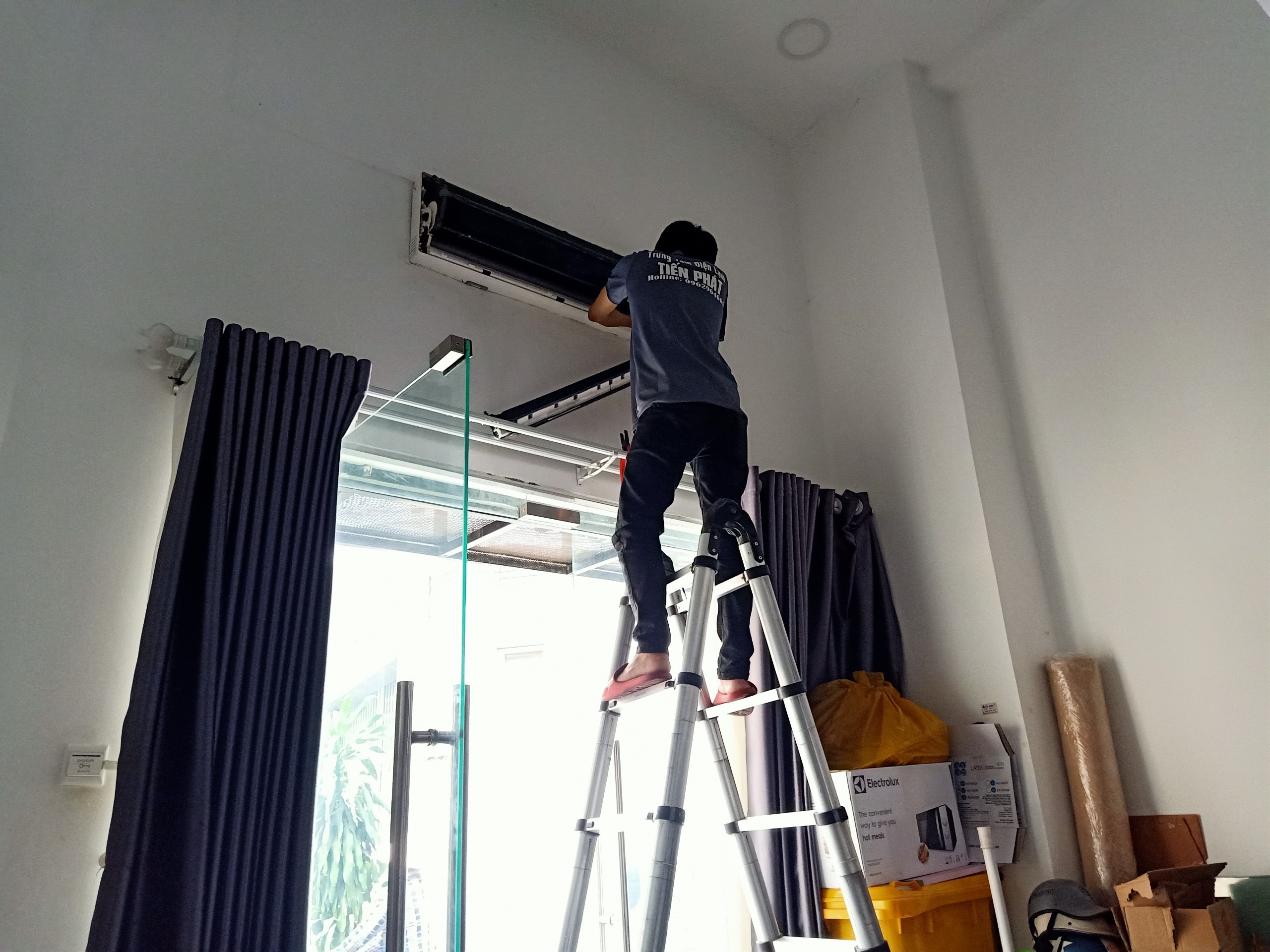 Máy lạnh chuyên nghiệp
