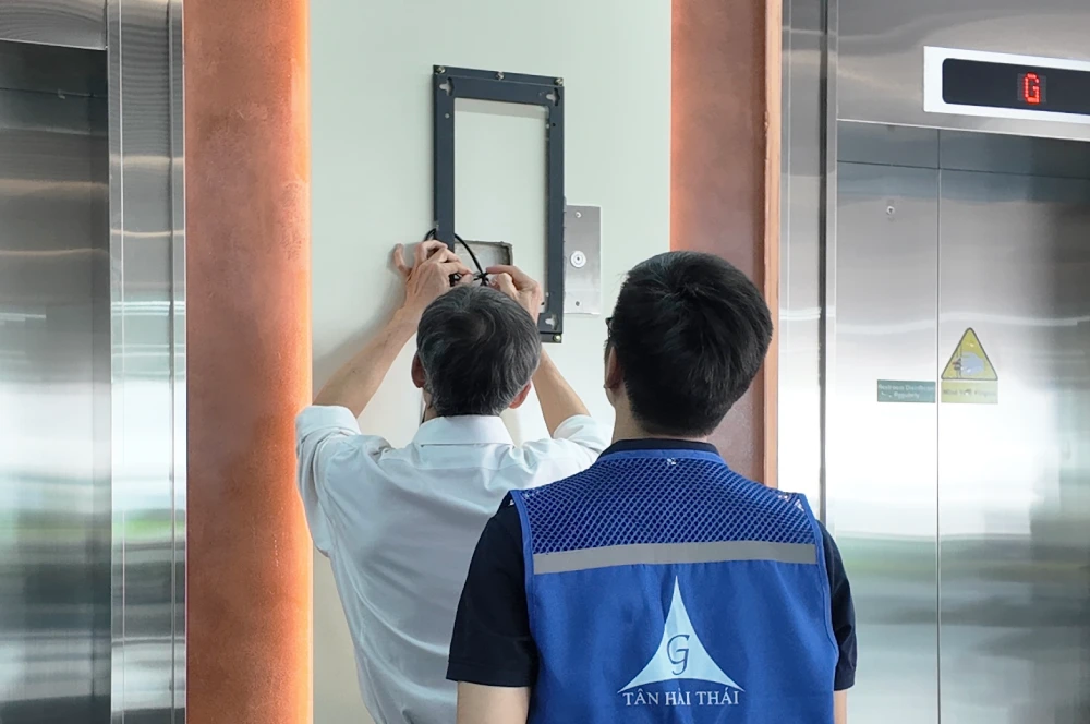 Sửa chữa quảng cáo khẩn cấp