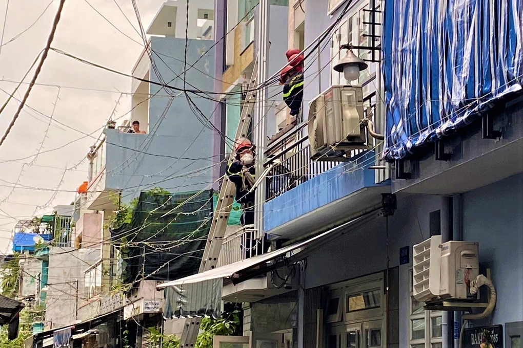 Sửa điện sân thượng