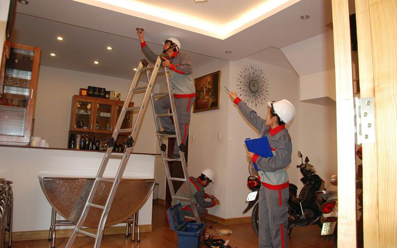 Thay đèn căn hộ