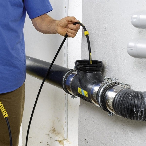 Thông tắc ống nước biệt thự