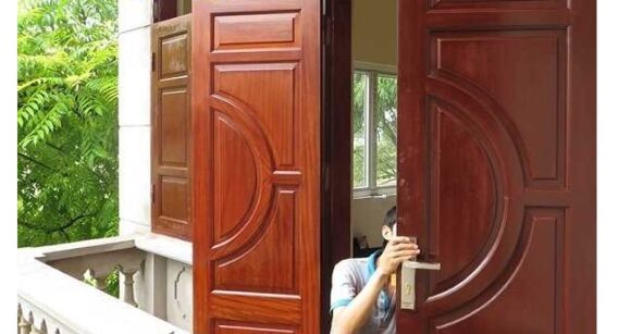 Xử lý sửa cửa bị hở